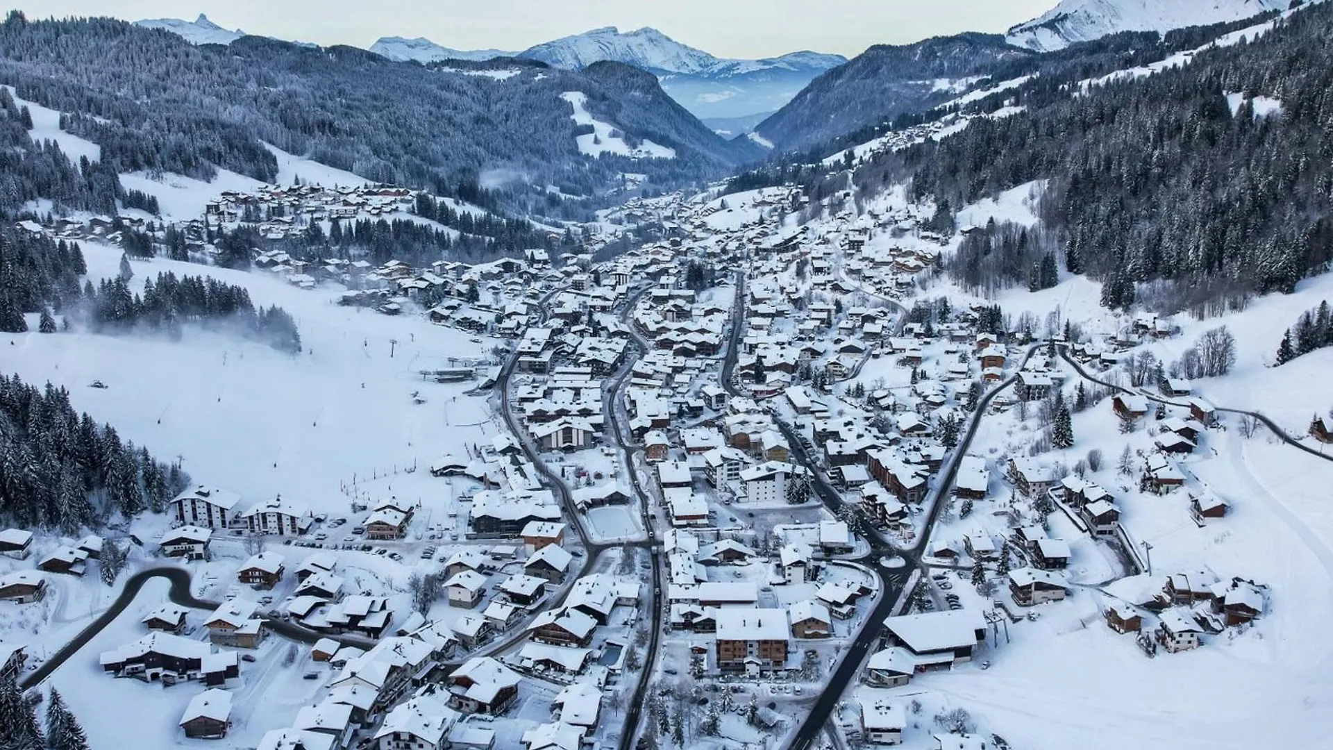 Appartement Cosy Aux Gets, Proche Pistes Et Village, Balcon Sud, Parking Prive - Fr-1-671-76 Les Gets 0*,  France